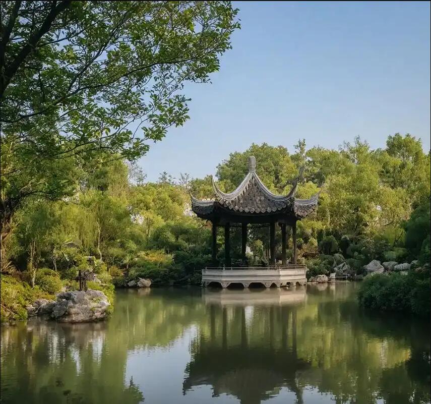 鹰潭千城餐饮有限公司